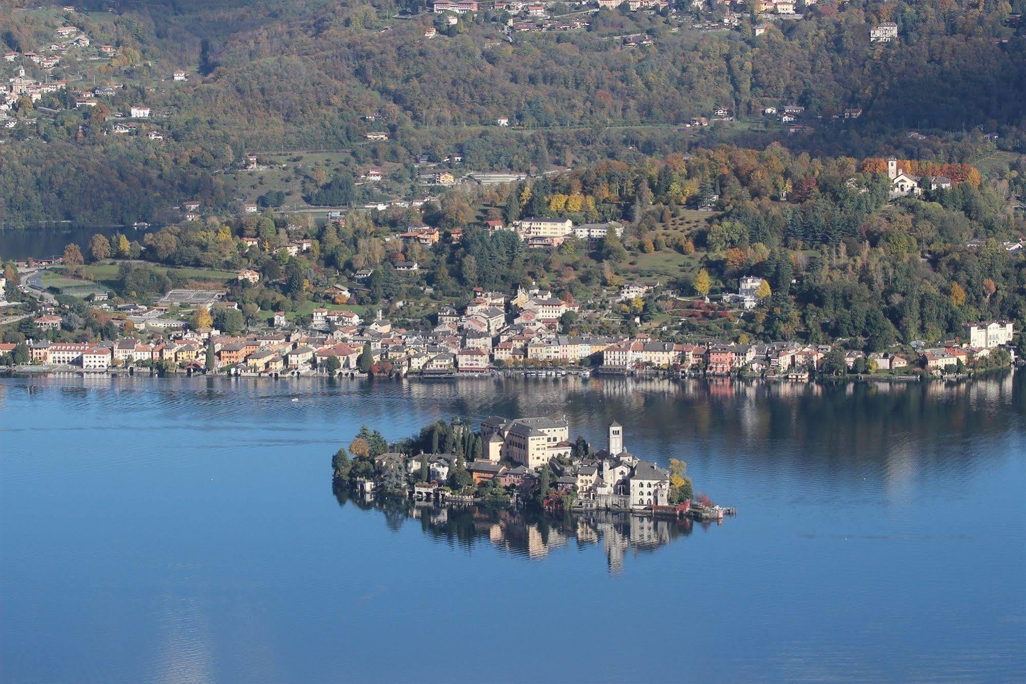 فيلا Agriturismo Il Cucchiaio Di Legno أورتا سان جوليو المظهر الخارجي الصورة